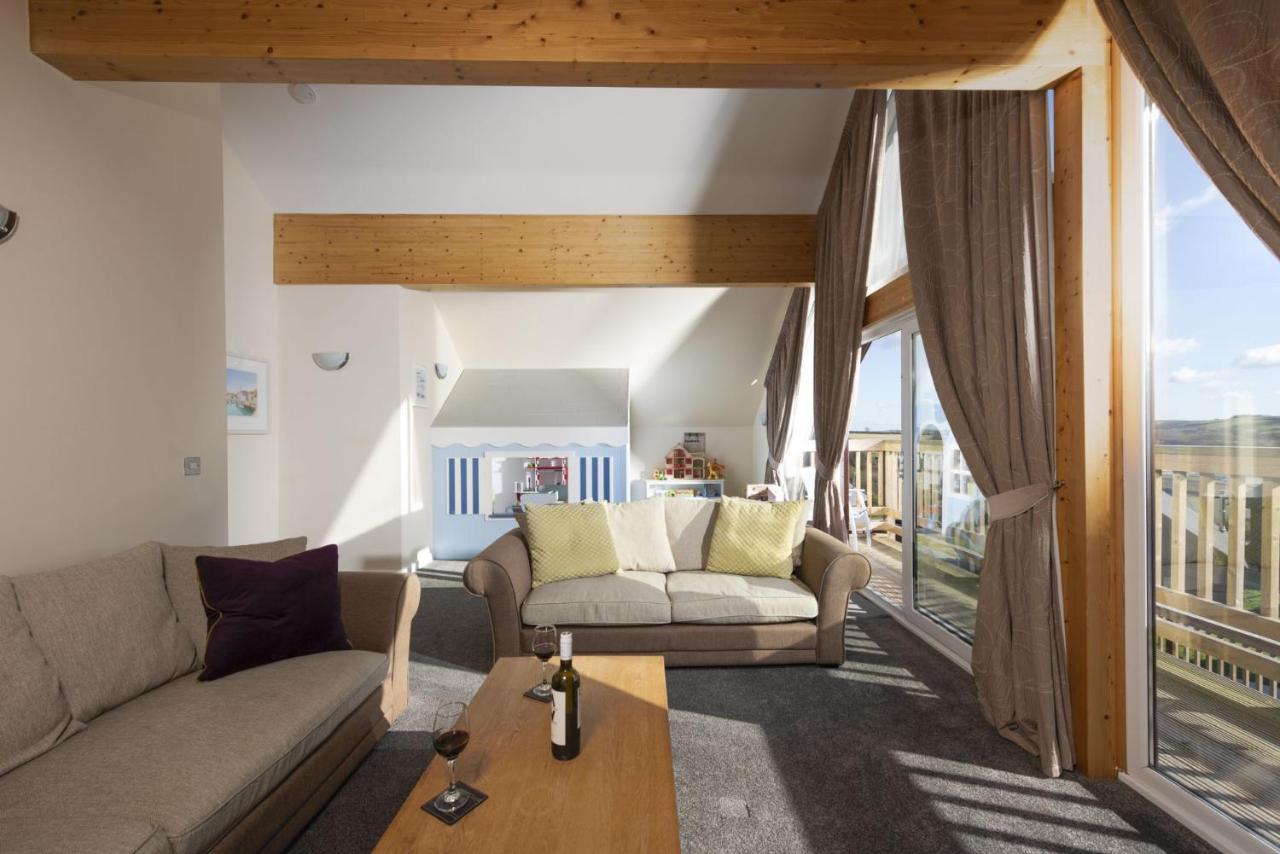 Lodge 40, Retallack Resort & Spa St Columb Major Exterior photo
